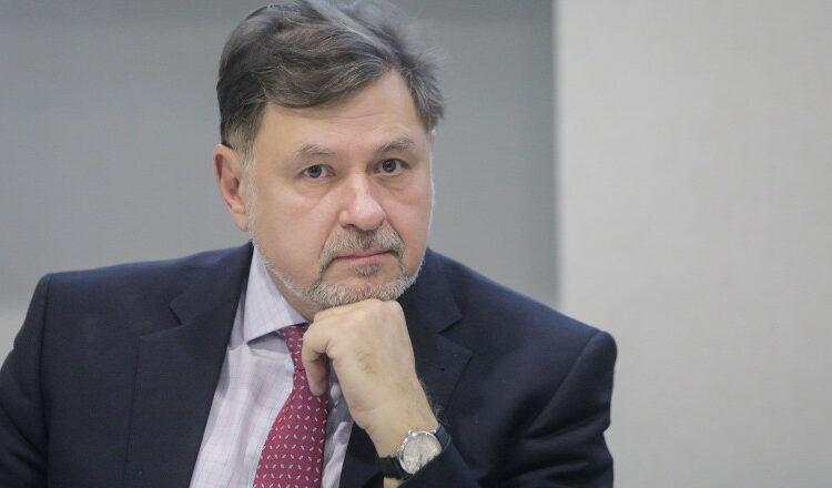 Ministrul Sănătății, Alexandru Rafila: „Bacteriile nu intră în pereţi. Dacă faci o reabilitare corectă nu contează că e clădire veche”