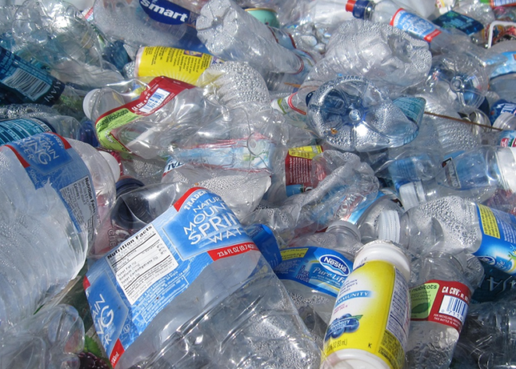 Guvernul a stabilit ca sistemul de garanție-returnare pentru ambalajele primare nereutilizabile să devină operațional din 30 noiembrie 2023