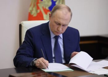 Președintele Rusiei a promulgat legea prin care se oficializează anexarea regiunilor Donețk, Lugansk, Herson şi Zaporojie