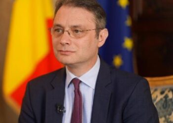 Secretarul de stat Luca Niculescu a participat la cea de-a IX-a ediție a ”Foreign Investors Summit”, eveniment dedicat mediului de afaceri din România