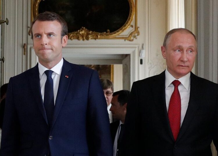 Președintele Franței a anunțat că urmează să aibă un contact direct cu Vladimir Putin