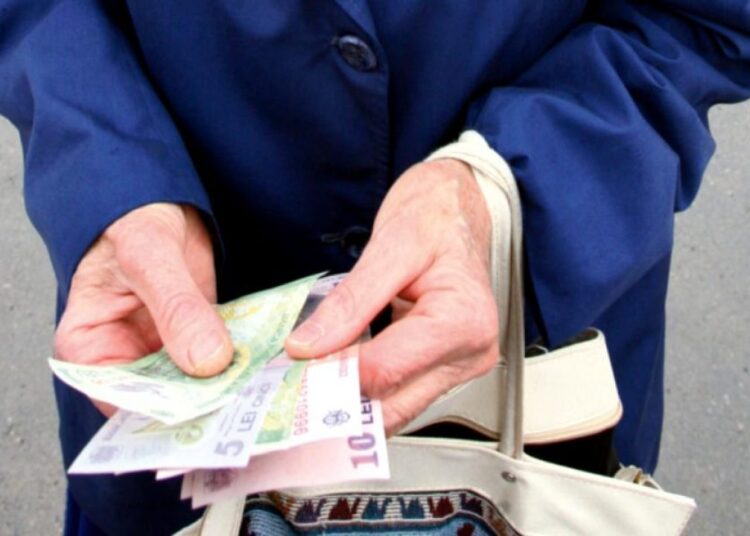 Guvernul a aprobat sprijinirea românilor vulnerabili cu 1.400 de lei pentru plata facturilor la energie și vouchere sociale de 250 de lei pe întreg anul 2023