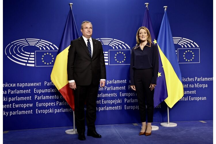 Premierul Ciucă, la întrevederea cu președinta Parlamentului European: „Trebuie să rămânem uniți și să valorificăm împreună potențialul și resursele noastre”
