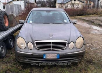 Autoturism căutat de autoritățile din Italia, descoperit în PTF Albița