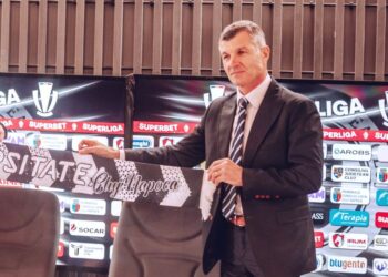 Universitatea Cluj l-a prezentat oficial pe Ioan Ovidiu Sabău ca director tehnic al echipei de fotbal