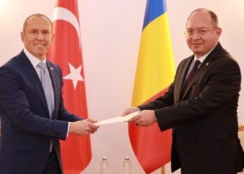 Ministrul Bogdan Aurescu l-a primit pe ambasadorul agreat al Republicii Turcia la București, cu ocazia prezentării copiilor scrisorilor de acreditare