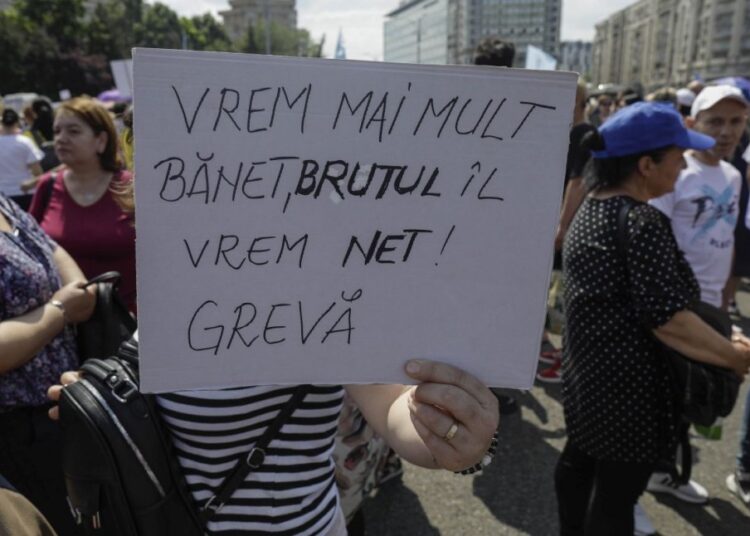 Profesorii nu dau înapoi! Greva generală din educație va continua și săptămâna viitoare!