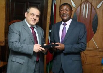 Ambasadorul României în Kenya, Dragoș Viorel Țigău, revocat după ce și-a comparat partenerii africani cu niște maimuțe!