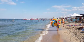 De ce este apa atât de rece la mare? Fenomenul Upwelling face ravagii pe litoralul Mării Negre!