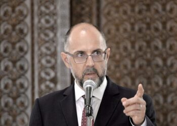 Kelemen Hunor: I-am cerut premierului Ciolacu să renunţe la măsurile de austeritate, să le arunce la coșul de gunoi!