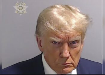 Donald Trump, arestat la Atlanta! Fotografia de deținut a făcut înconjorul Internetului!