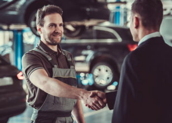 Cum îți dai seama că mașina ta nu este pregătită pentru ITP? Iată semnalele pe care le dă