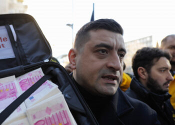 George Simion a fost amendat după protestul AUR de la ASF!
