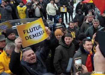 În ținutul libertății al lui Flutur … e ilegal să protestezi!