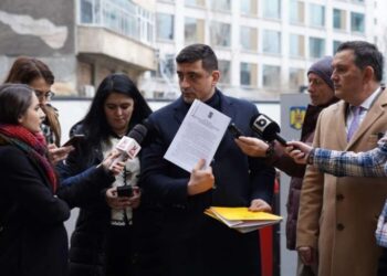 AUR reia solicitarea făcută în 29 februarie Avocatului Poporului de a contesta OUG privind comasarea alegerilor
