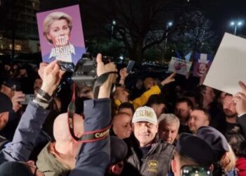 „Călăii” Europei de la PPE s-au reunit la București, în frunte cu Ursula von der Leyen și Karl Nehammer!