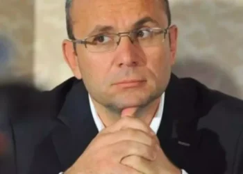 Cozmin Guşă: Cei mai îngrijorați din SUA în privinţa unei decizii nefavorabile României în cazul Roşia Montană erau puternicii vânzători de armament
