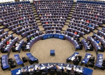 Rezoluție PE: Educație sexuală „adecvată vârstei”, alegerea genului, avort în Carta Drepturilor UE. Claudiu Târziu (AUR): Susținem viața și normalitatea, nu aberații aducătoare de moarte!