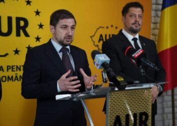 Adrian Axinia (AUR): Disperarea PSD şi PNL – Marcel către Nicu: Hai să le mai dăm 200 de lei din banii lor