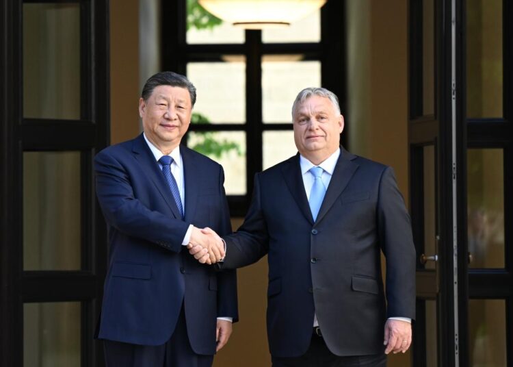 O nouă eră în relațiile ditnre China și Ungaria!