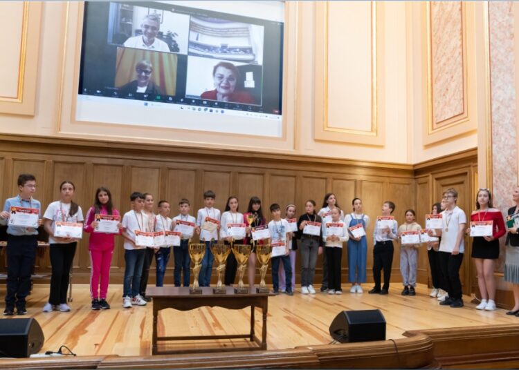 Rezultate foarte bune la concursurile de matematică pentru elevii din comuna Miroslava