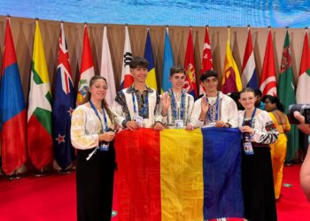 Mai mulți elevi suceveni, în China, la o tabără internațională de știință și tehnologie