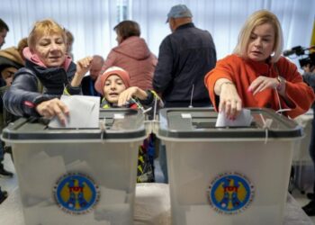 Republica Moldova fierbe! Se vor întoarce la mama RUSIE?