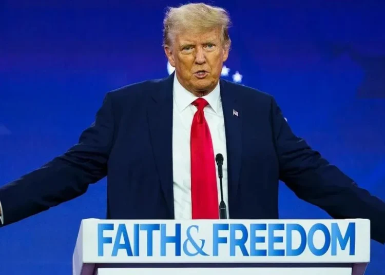 Donald Trump anunță sfârșitul LGBTQ+: Vreau să opresc delirul transexualilor! Există doar gen feminin și masculin