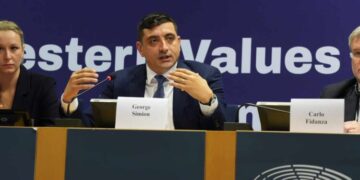 George Simion (AUR), la conferința MEGA: În România nu avem alegeri libere!