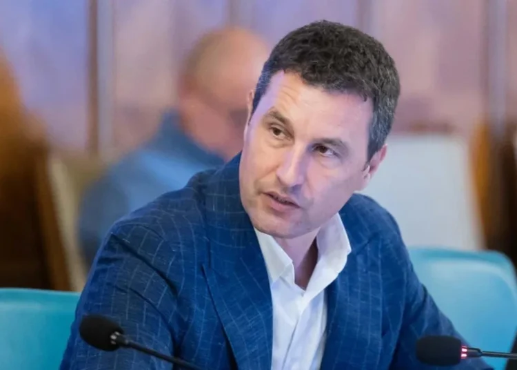 Tanczos Barna, ministrul de Finanțe de etnie maghiară, spune că doar cel de sus poate garanta că nu vor crește taxele în 2025