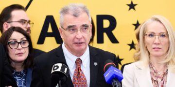 Petrișor Peiu (AUR): „Guvernul Ciolacu condamnă România la faliment energetic”
