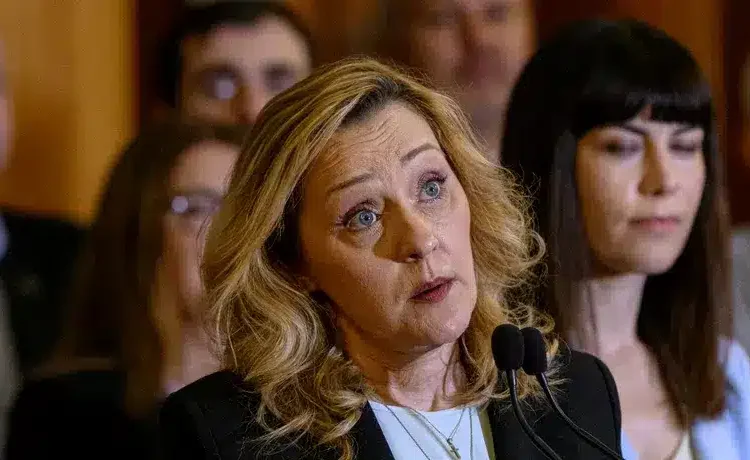 Lasconi, în delir: Poate să vină și Trump să candideze, eu voi câștiga