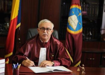 Augustin Zegrean: „Declarațiile lui Călin Georgescu nu îl pot opri din cursa prezidențială”