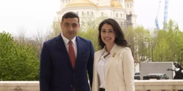 George Simion, ofticat pe televiziuni, după ce l-au acuzat că și-a găsit o brunetă focoasă: „Nu respectă nicio lege”