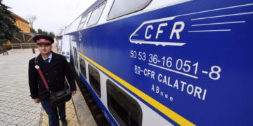 Scandal la CFR Călători. Salariile scad pentru angajați și cresc pentru șefi