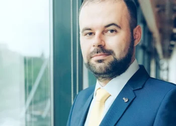 Atragerea investiţiilor străine, o prioritate! Nu există prosperitate în izolaţionism sau autarhie