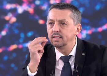 Ministrul Daniel David vrea să cenzureze rețele sociale: „Oamenii au iluzia că nu pot fi afectați negativ”