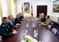 Ministrul Anatolie Nosatîi l-a primit pe noul atașat adjunct al apărării al României la Chișinău