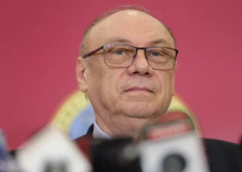 Marian Enache rămâne la șefia CCR, deși i-a expirat mandatul. A fost desemnat „interimar”, cu unanimitate