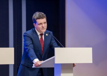 Nicușor Dan ne face de râs în fața UE. Le-a declarat că „România a promis multe și nu a făcut nimic!”