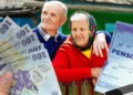 Pensionarii din România se revoltă, după ce Guvernul vrea să le taie sărăcia!