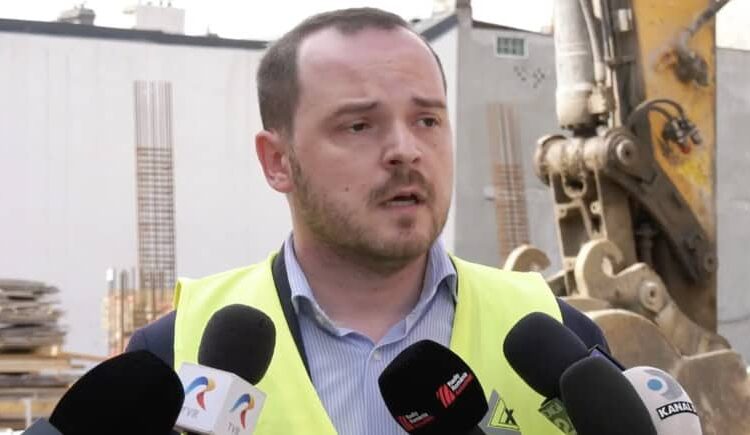 Construcția spitalului de 200 de milioane de euro, blocată de 3 nuci!