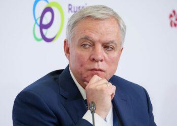 Vicepreședintele Transneft a fost gasit mort, după ce a căzut pe fereastră!