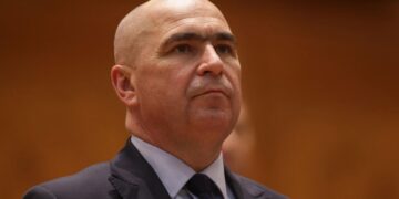 Bolojan nu dă înapoi! Magistrații ar fi ieșit și mai nervoși de la discuțiile cu prim-ministrul