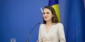 Oana Țoiu: „Vă asigur că angajamentul României, a întregului Guvern, rămân ferme în sprijinul necondițional al Republicii Moldova!”