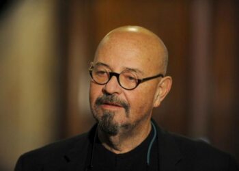 Piedone și lecția de la tatăl său: Din tiribombe și tobogane n-am învățat însă că amicii și cunoștințele nu înseamnă prieteni!