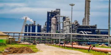 Nigeria vrea să exporte carburanți în Europa: o rafinărie uriașă schimbă piața